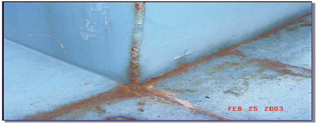 용접으로 인한 부식- 용접 열에 의해 파괴된 코팅 재료
